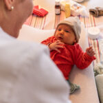 Gezondheid en ontwikkeling baby in kraamtijd